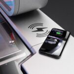 P9s Wirelesscharging Magicsilver (1)