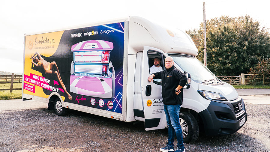 Best Sunbeds delivery team