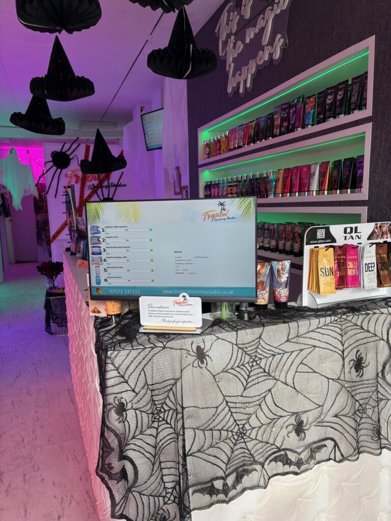 Modern Tanning Bed At Tropical Tanning Studio Didcot