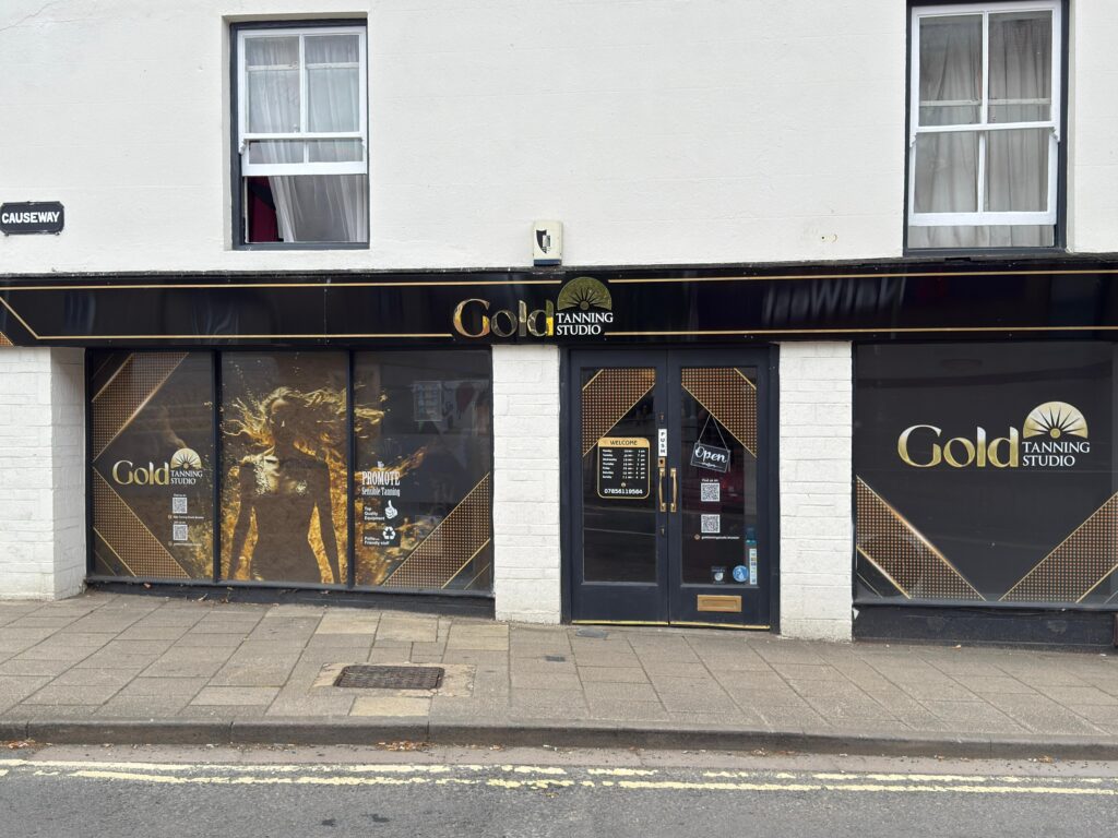Gold Tanning Studio Bicester Outside