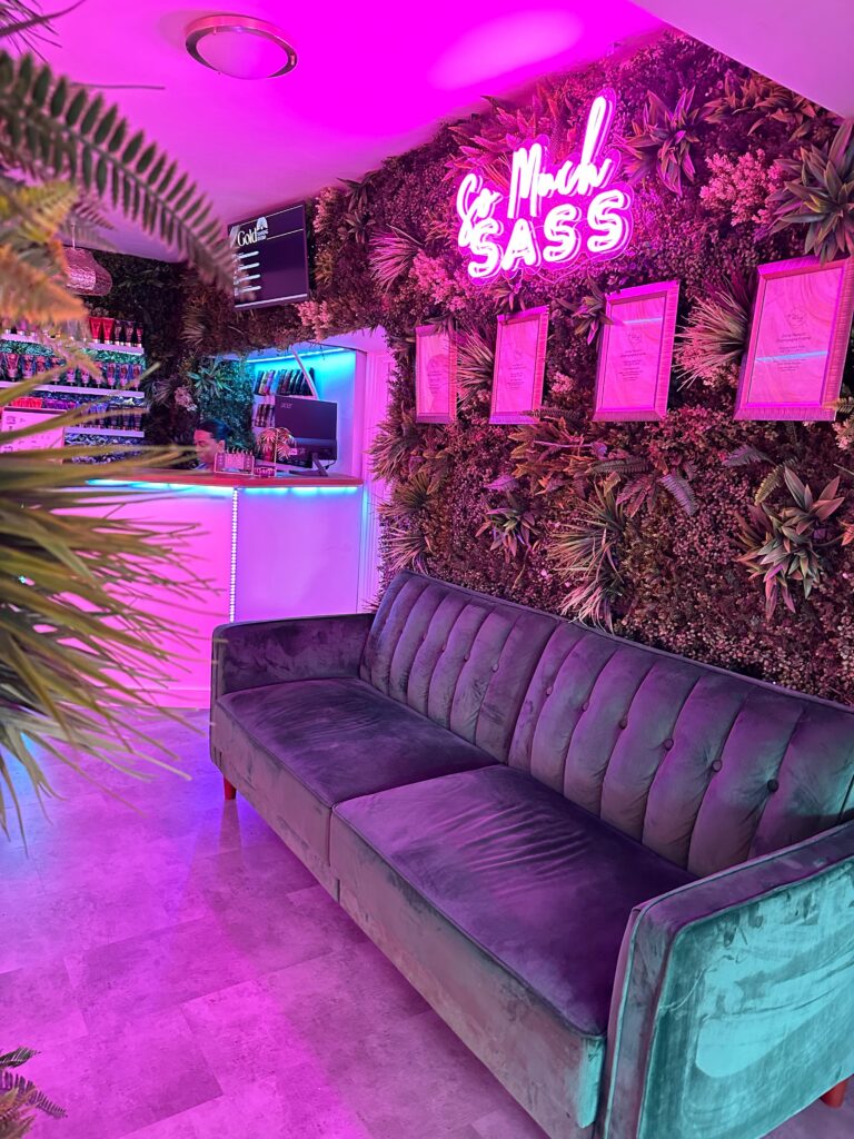 Gold Tanning Studio Waiting Area