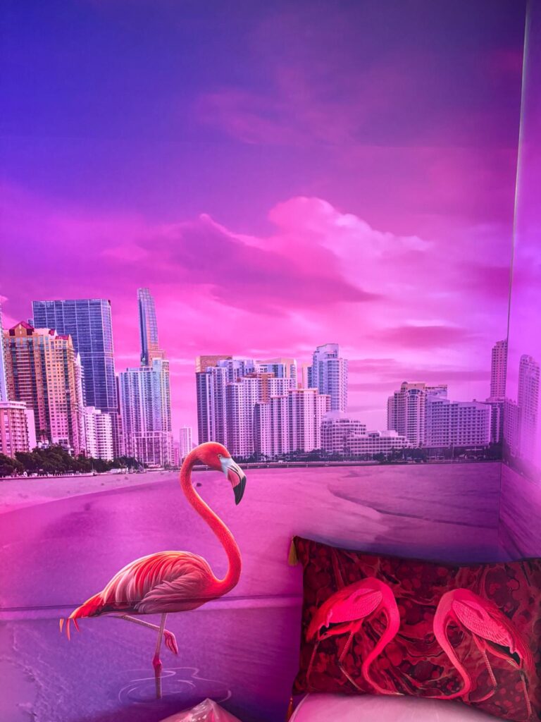 Miami Vibe At Holiday Tanning Studio Kidlington Oxford